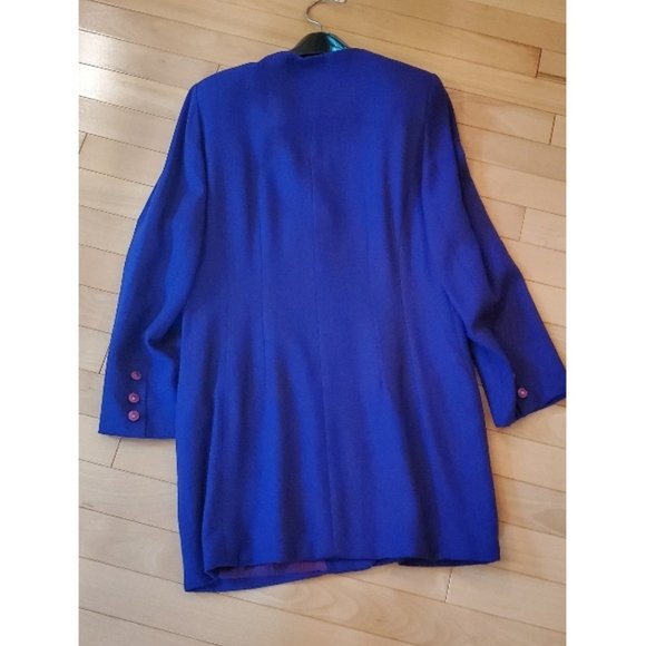 Two piece deep purple suit - Picture 3 of 7